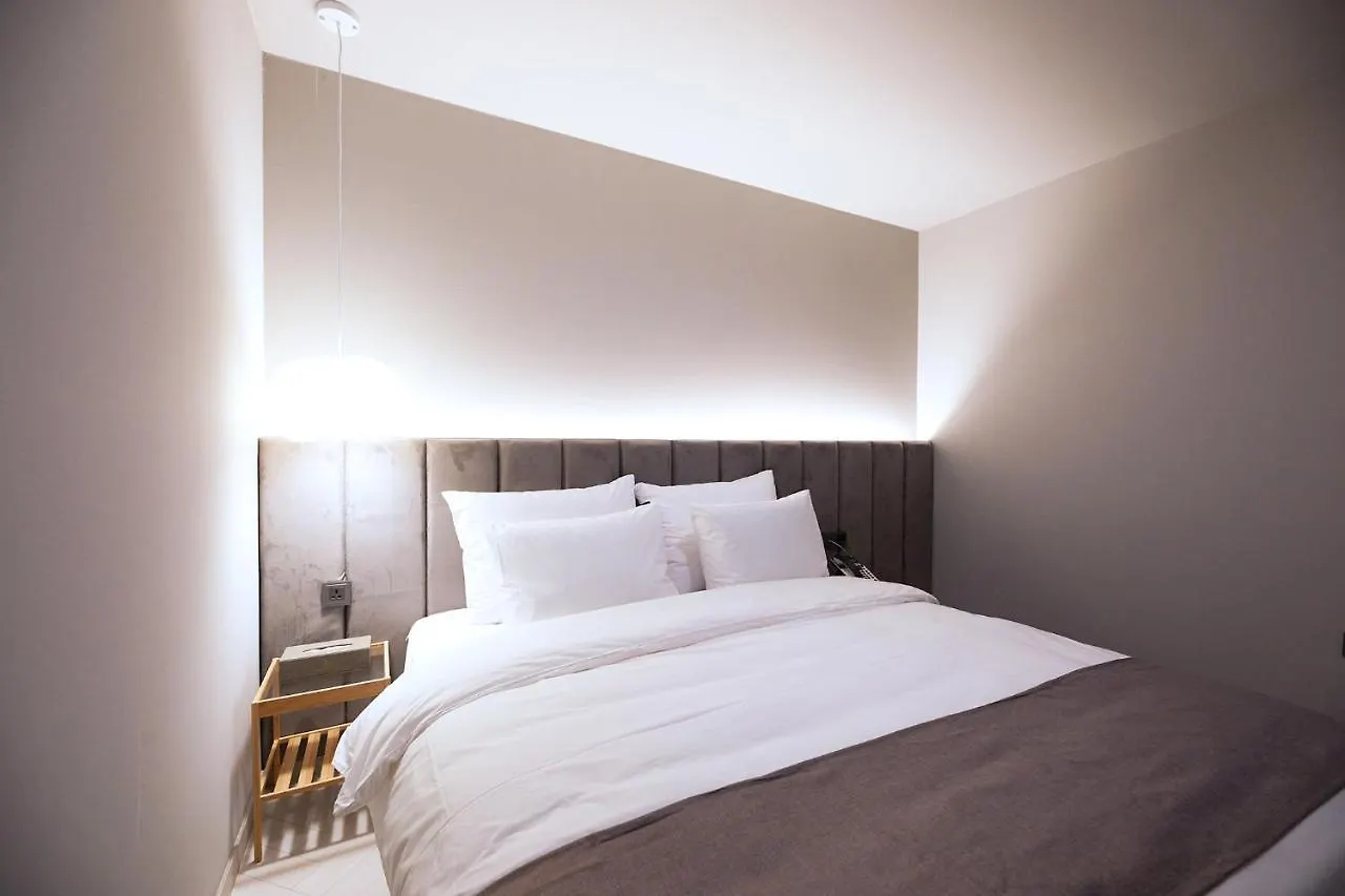 Yeongdo Grandbern Hotel Busan
