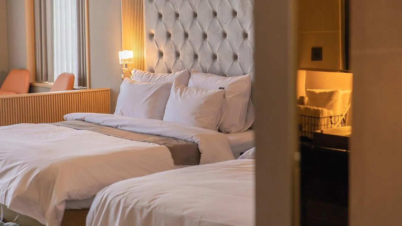 Yeongdo Grandbern Hotel Busan