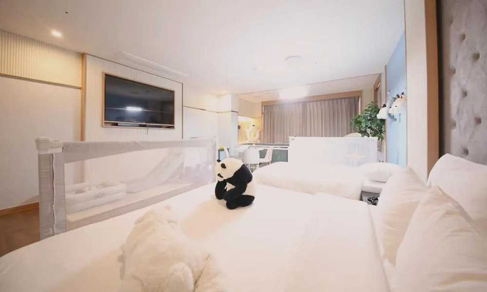 Yeongdo Grandbern Hotel Busan