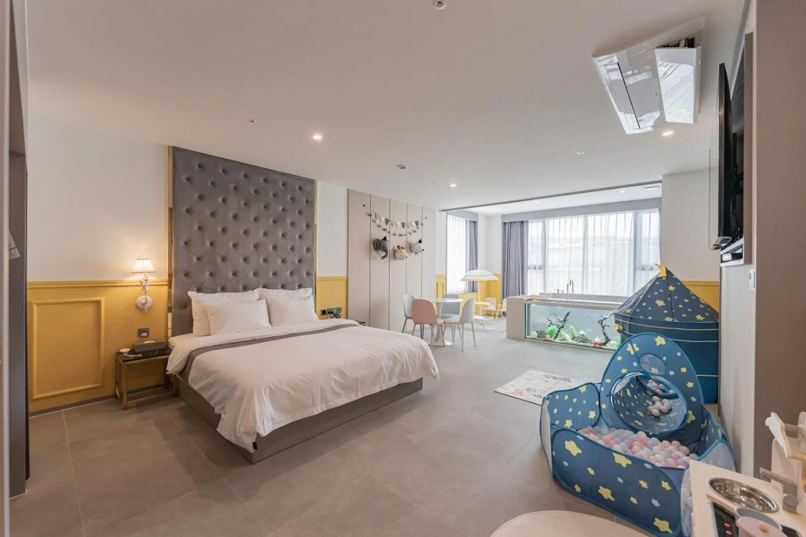 Yeongdo Grandbern Hotel Busan