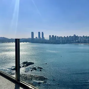 H Avenue Gwanganri Пусан