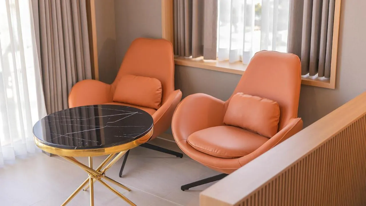 Yeongdo Grandbern Hotel 釜山