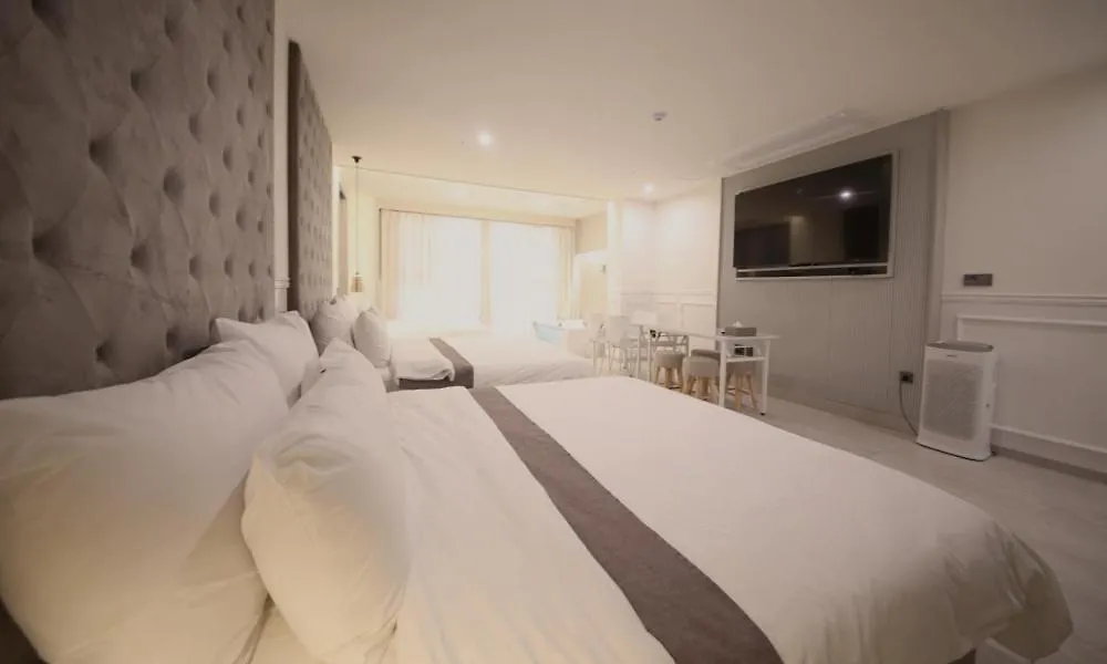 그랜드베른 호텔 부산광역시 2*,